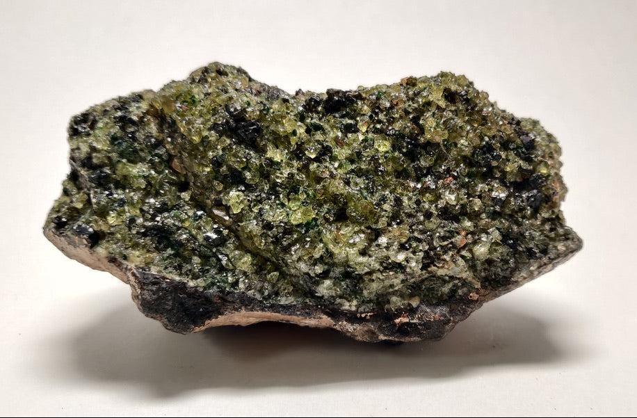 Forsterite Var. Peridot (Olivene crystals), 527g (1.2lbs)