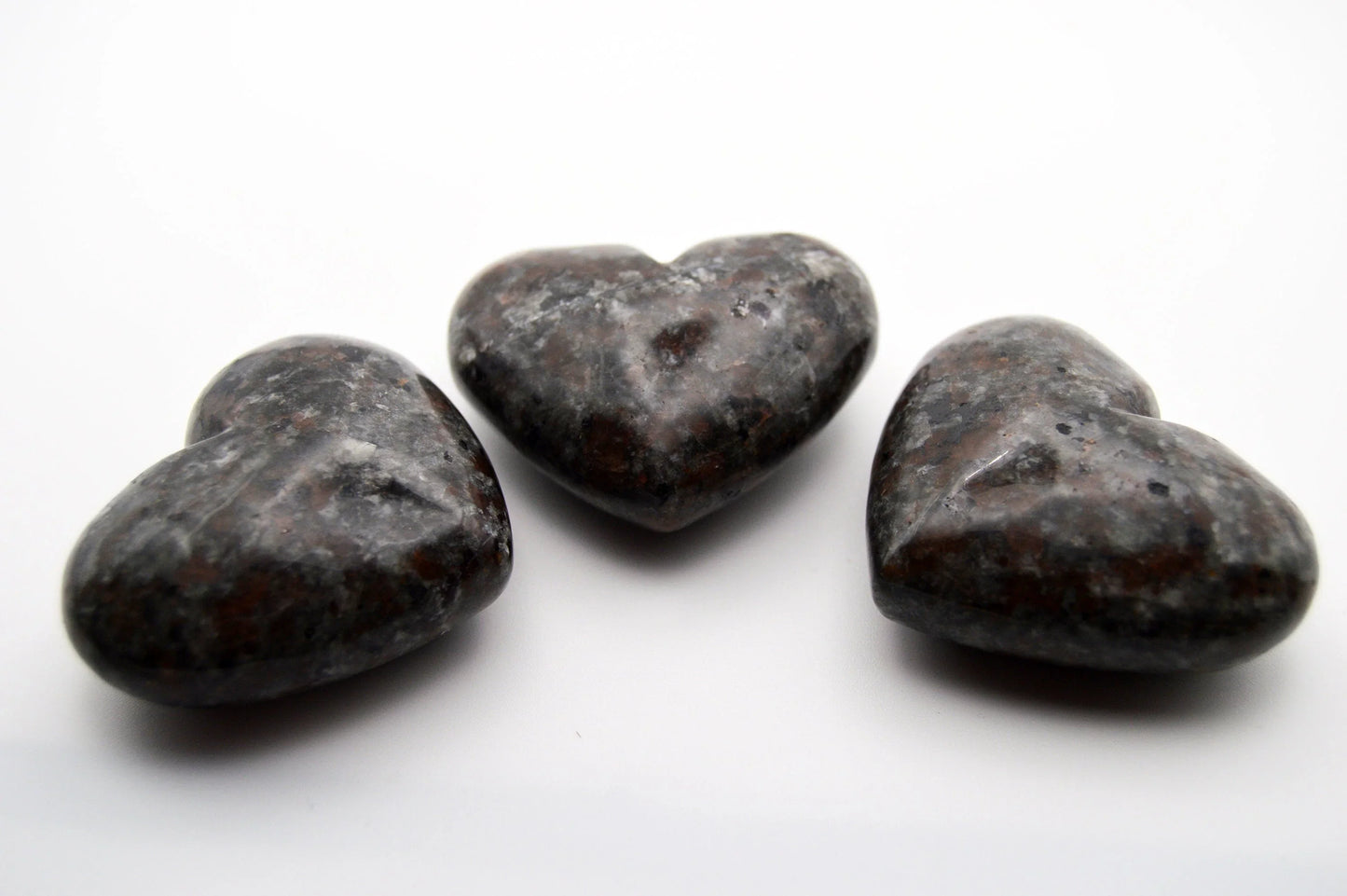 Set of 3 Yooperlite (Emberlite) Mini Hearts, UV Reactive Fluorescent Sodalite, Michigan (305g)