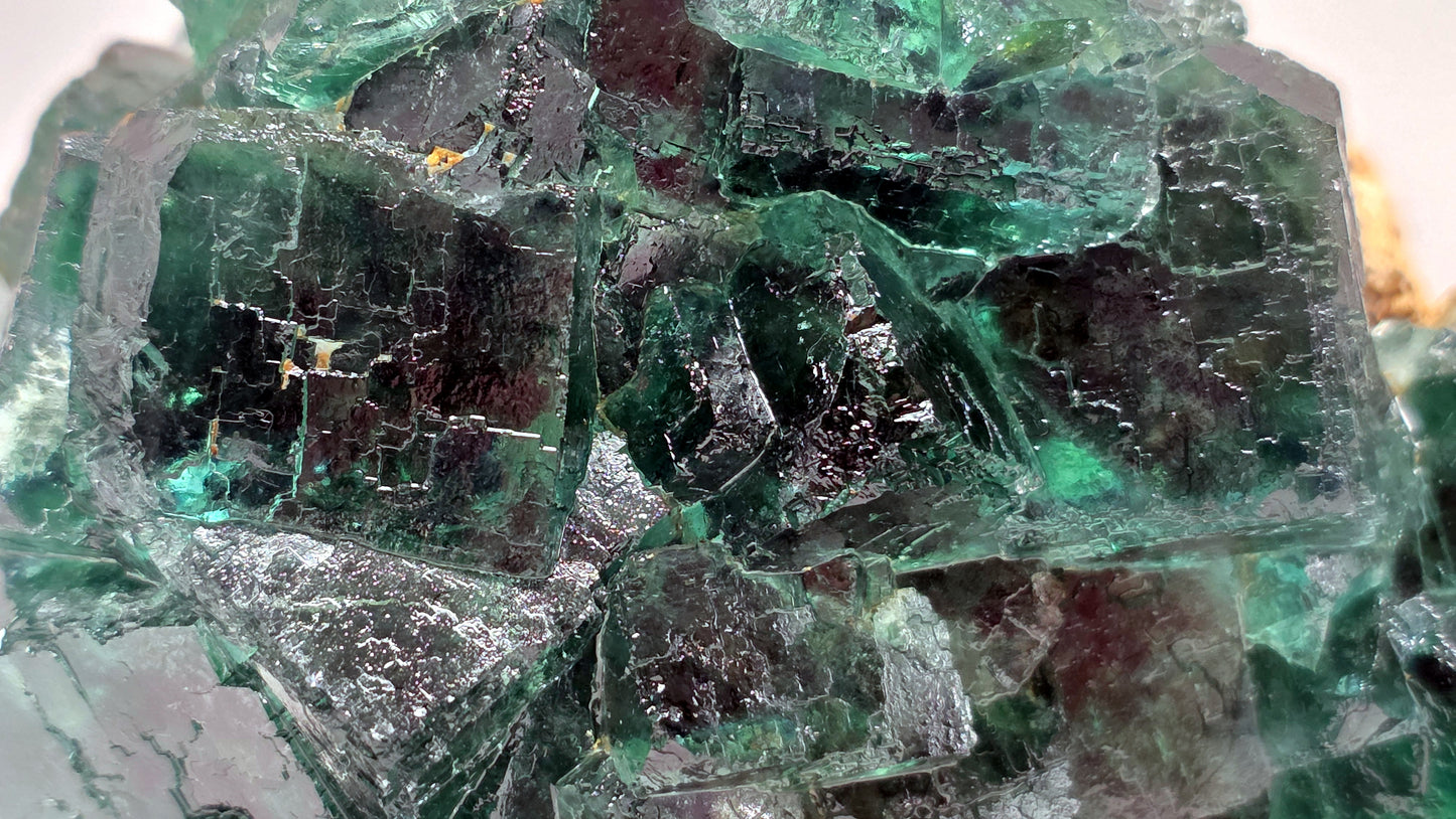 Emerald Green Fluorite Crystal Cluster – Okorusu Mine, Namibia – Large Cabinet Specimen (1.97 kg)