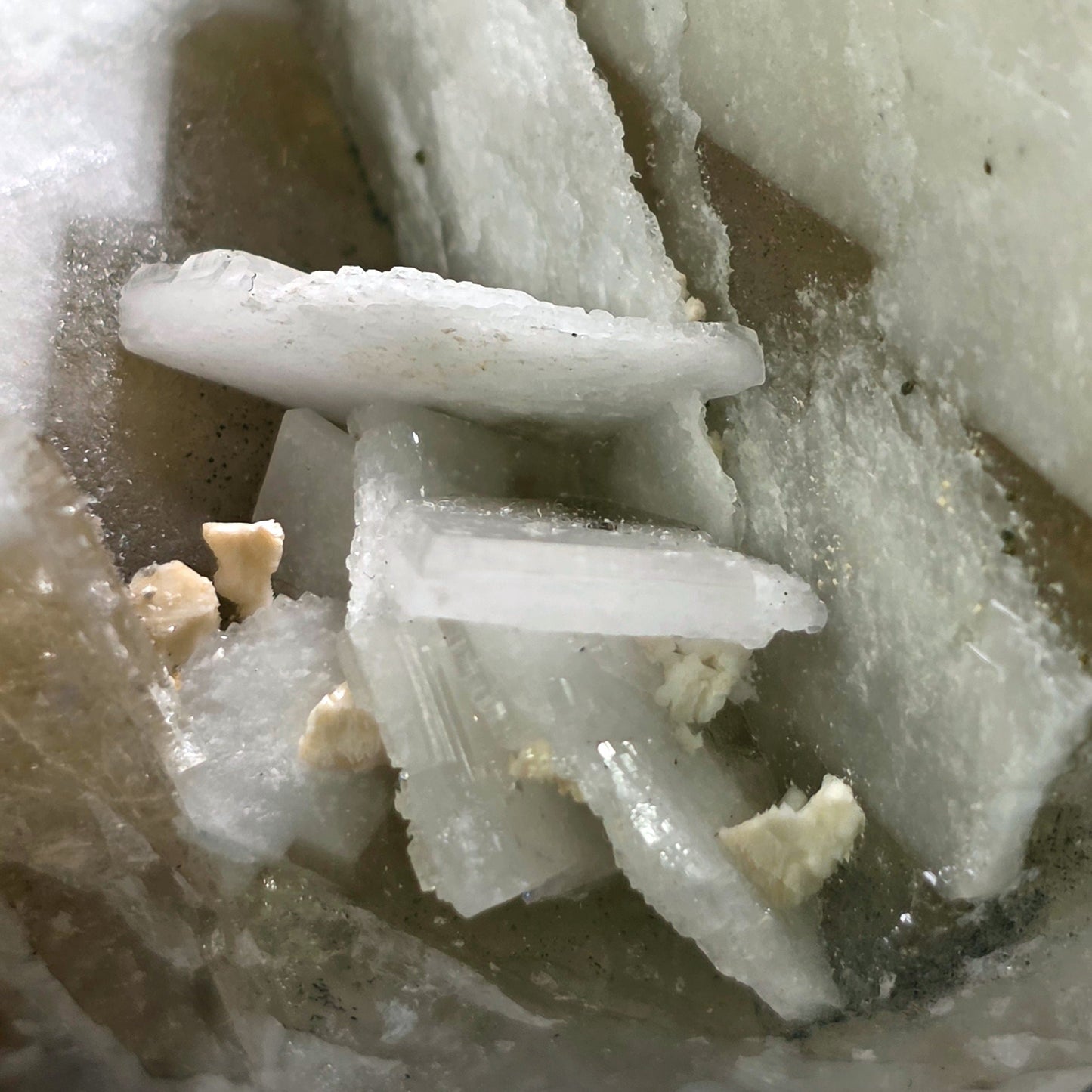 Two-Generation Baryte (Barite) Crystal Specimen – Xiefang Mine, China | Collector Mineral