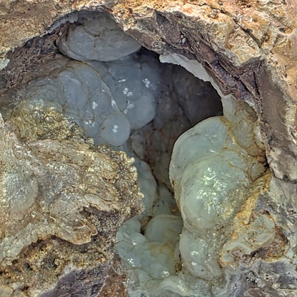 "Christmas" Hyalite Opal Geode | Rare Bi-Color Fluorescence | 594g | Las Trancas, Mexico
