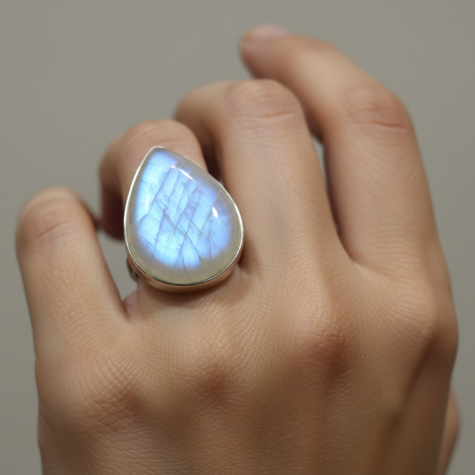 Sri Lankan Rainbow Moonstone Teardrop Ring - 925 Sterling Silver - Sz 12